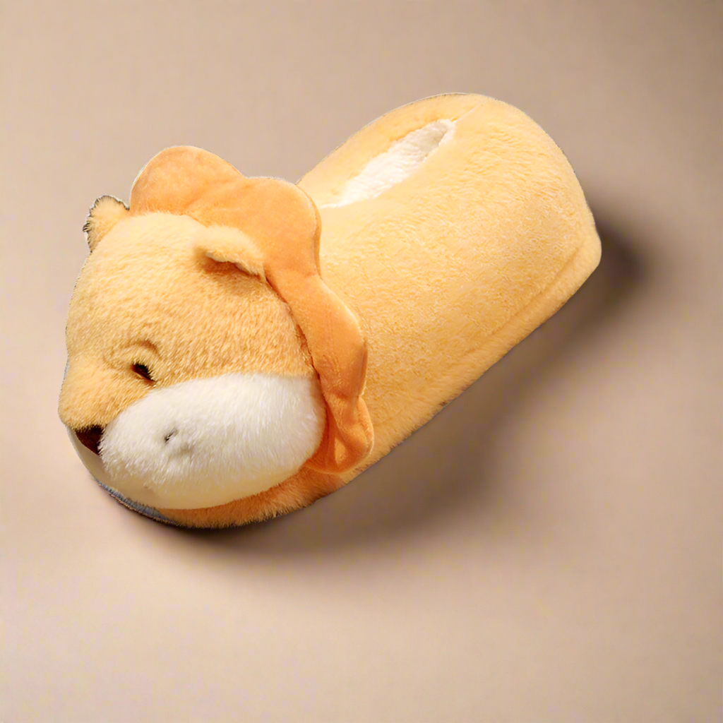 Lion slippers with cozy golden plush, detailed with a soft mane and 3D facial features for a playful and warm fit.